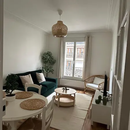 Superbe Renove, Calme Et Tres Bien Desservi, 15e Apartment *