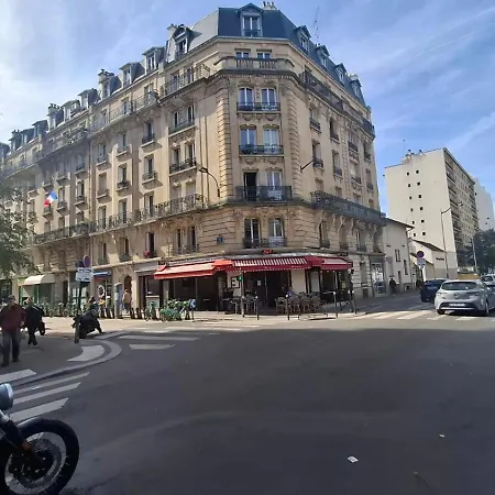 Apartment Superbe Renove, Calme Et Tres Bien Desservi, 15e Paris